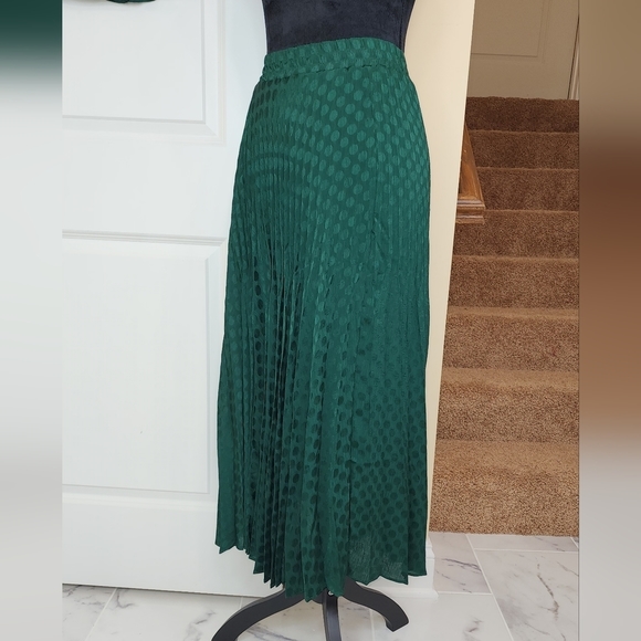 Max studio two piece set - Picture 14 of 16